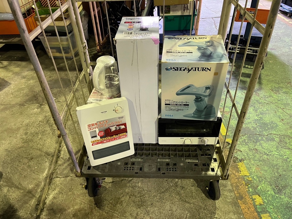 小家電まとめ(セラミックヒーター テクノス TS-125/オーブントースター シロカ ST-231/3灯管ハイブリッドヒーター ユアサプライムス YKT-SCS12YBK等)