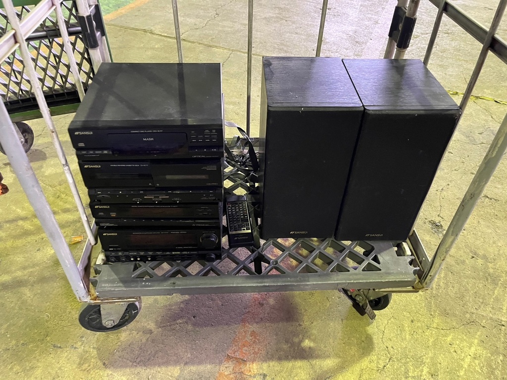 オーディオセット（サンスイ アンプ AV-X77、T-X77、D-X77、CD-X77、S-X77）