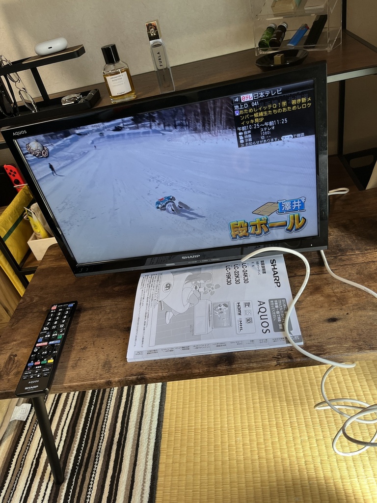 テレビ　シャープ　LC-19K30　2015