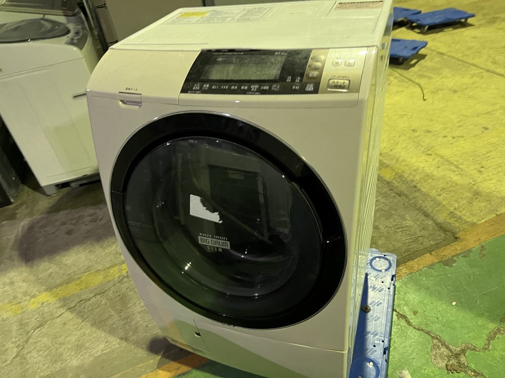 ドラム式洗濯機 10.0kg 日立 BD-S8700L 2015 製造番号:5014646 輸送ボルト欠品 ジャンク 漏電 (田中)