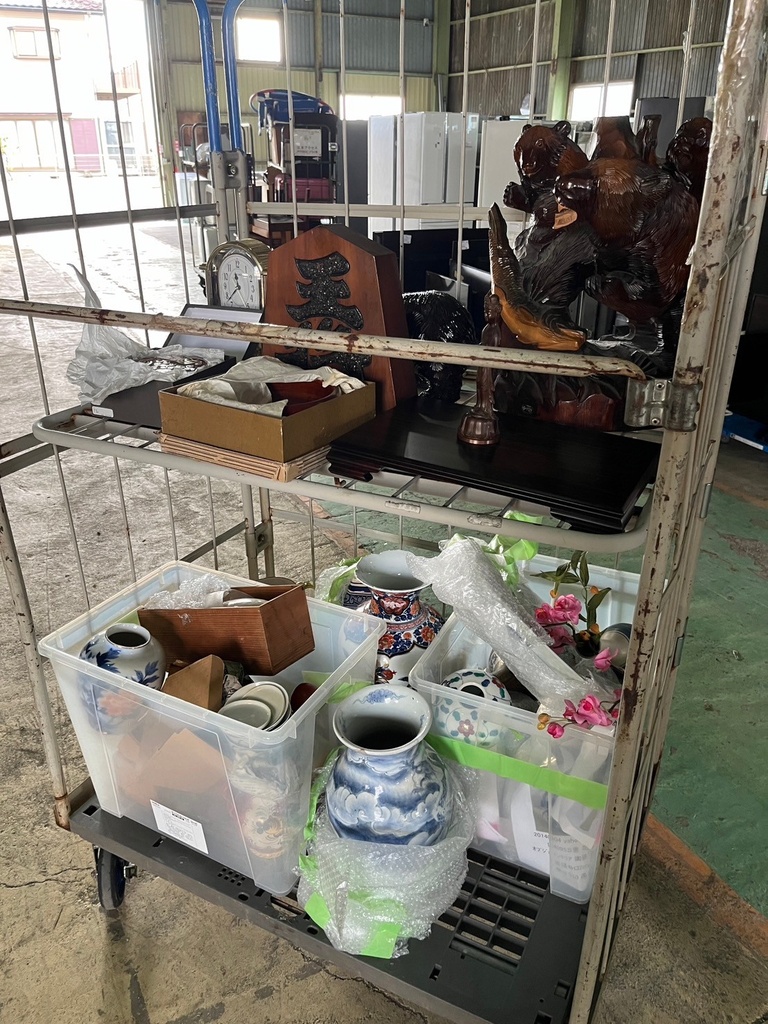 雑貨まとめ （花瓶 /壺 /木彫りの熊 /置き物 など）