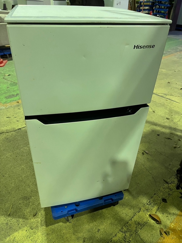 冷蔵庫 2ドア ハイセンス HR-B95A 2019 前面ヘコミ ⑤